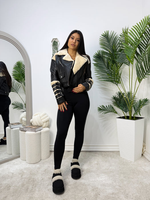 Jakna Atina-Kožna jakna-J&J Collection-Crno bela-S-Contessa