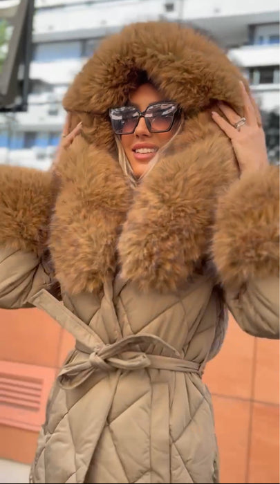 Jakna Oslo-Duga jakna-XuXu-Maslinasta sa braon krznom-S-Contessa