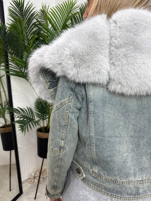 Teksas jakna Irena-Teksas jakna-J&J Collection-Teksas sa sivim krznom-S-Contessa