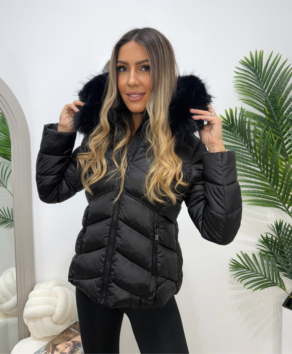 Jakna Kalisi-Štepana jakna-XuXu-Crna sa crnim krznom-S-Contessa