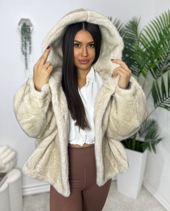 Bunda Moli-Kratka bunda-J&J Collection-Crna-Univerzalna-Contessa