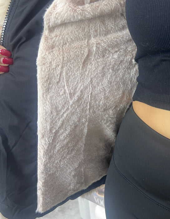 Jakna Anastasija-Štepana jakna-J&J Collection-Crna sa crnim krznom-S-Contessa