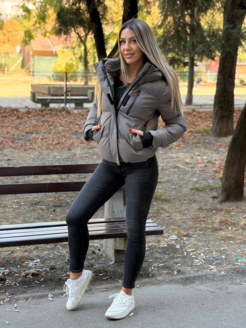 Jakna Stefani